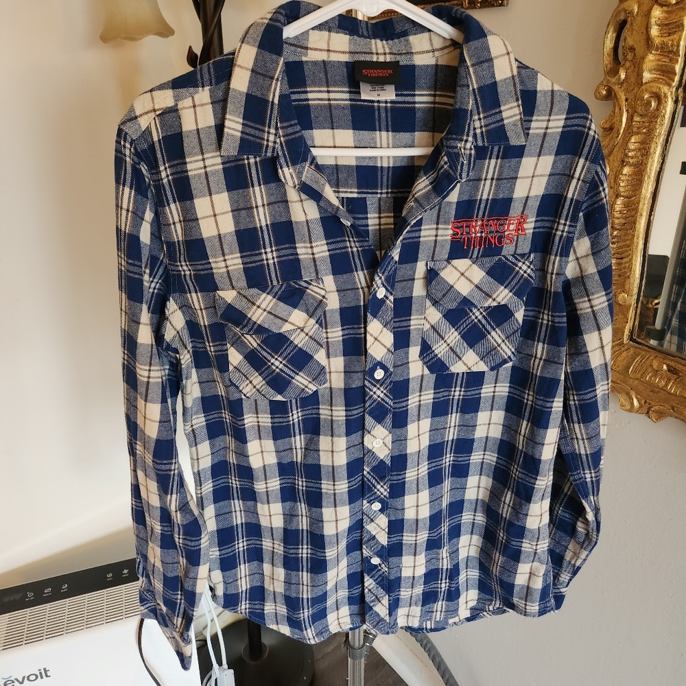 Stranger Things plaid